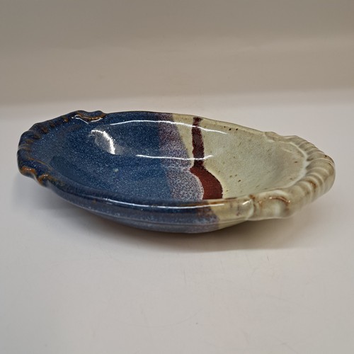 Click to view detail for #250240 Bowl, Small Oval $9.50